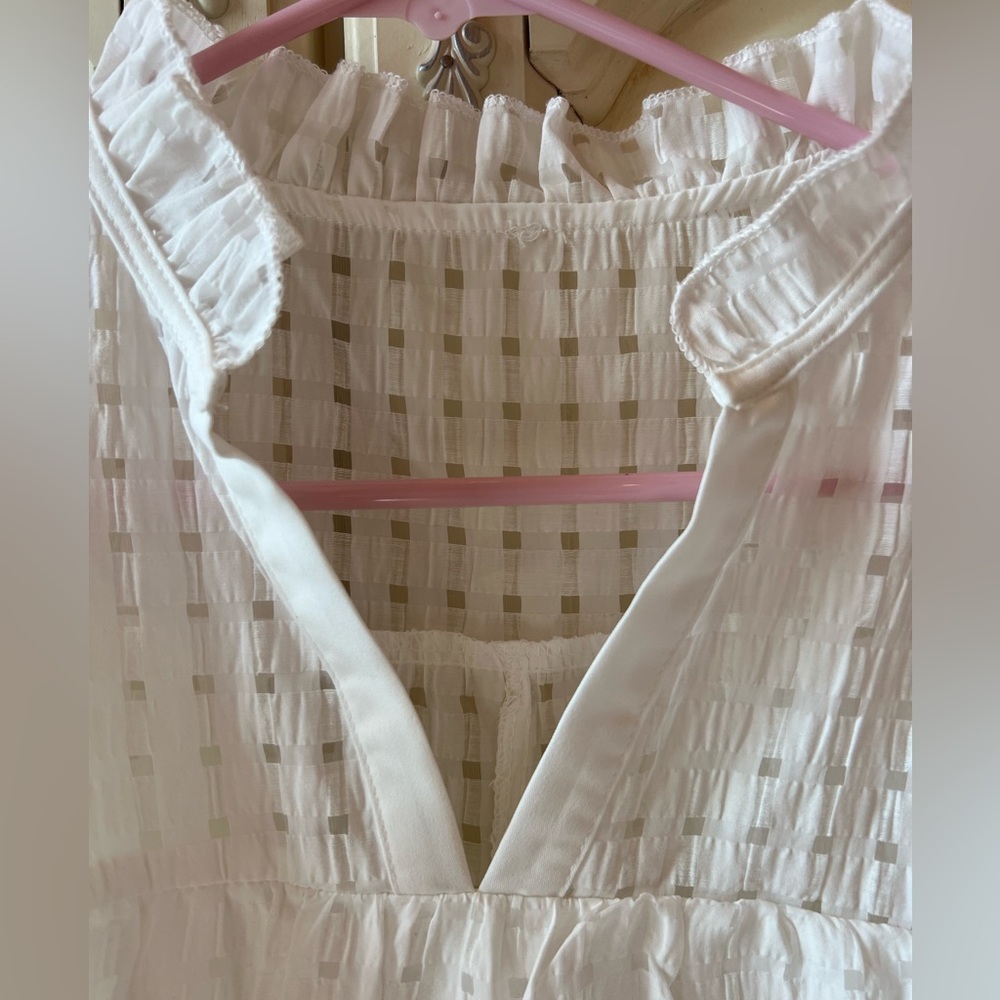 Ruffle top - Picture 2 of 7